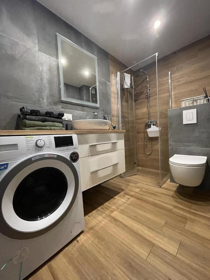 Apartament Z Widokiem 5 Chełm Exteriör bild